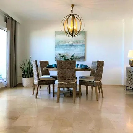 Penthouse Bermuda 2 Nyaraló Estepona