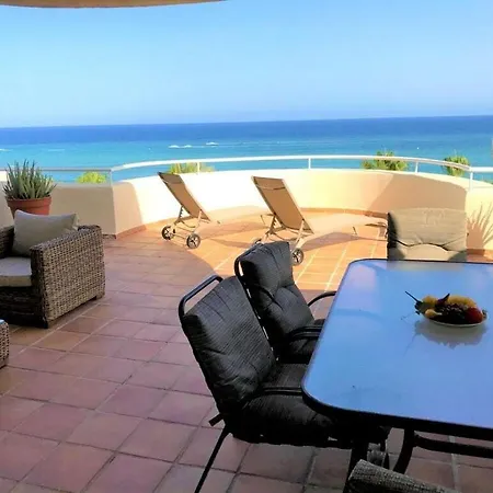 Penthouse Bermuda 2 *