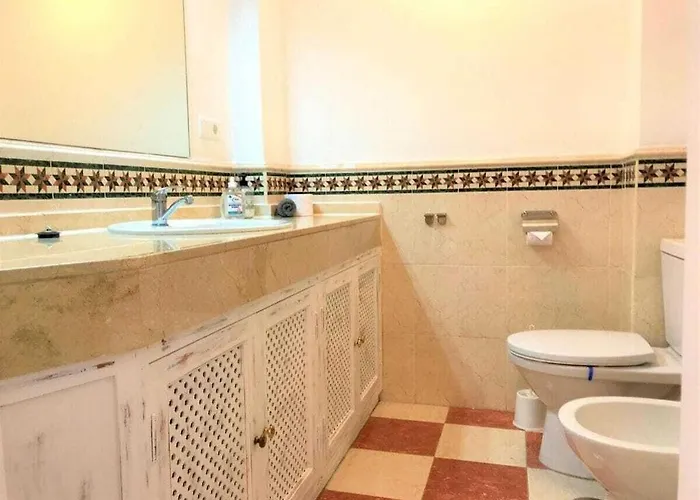 Penthouse Bermuda 2 *